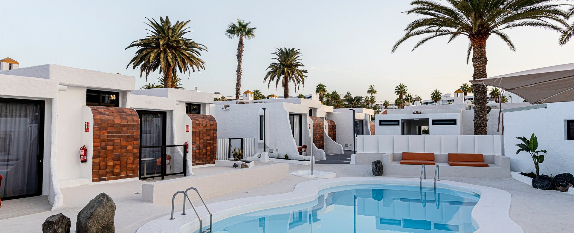 #slidecaption0 Bungalows Tenesoya (Only Adults)